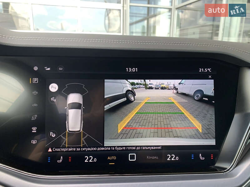 Позашляховик / Кросовер Volkswagen Touareg 2024 в Львові