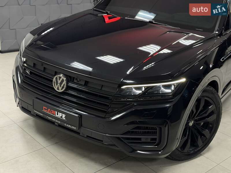 Позашляховик / Кросовер Volkswagen Touareg 2020 в Тернополі