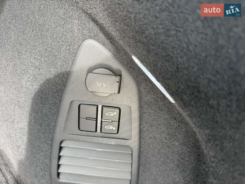 Внедорожник / Кроссовер Volkswagen Touareg 2020 в Львове