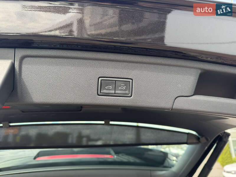 Внедорожник / Кроссовер Volkswagen Touareg 2020 в Львове