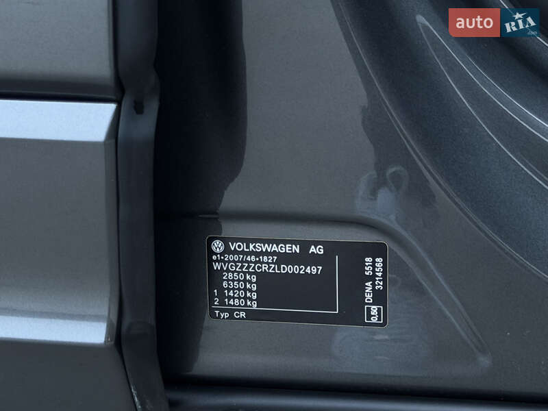 Позашляховик / Кросовер Volkswagen Touareg 2019 в Дубні