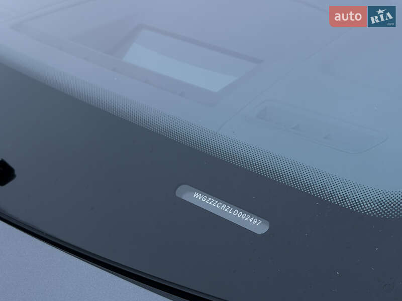 Позашляховик / Кросовер Volkswagen Touareg 2019 в Дубні