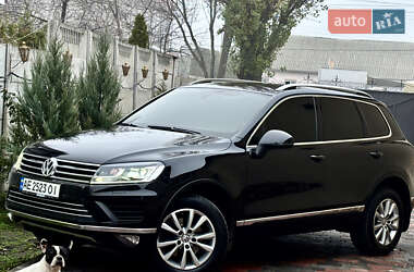 Внедорожник / Кроссовер Volkswagen Touareg 2017 в Днепре