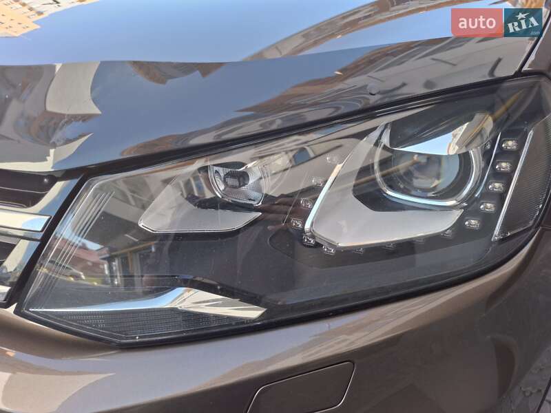 Позашляховик / Кросовер Volkswagen Touareg 2011 в Хмельницькому фото 18 Позашляховик / Кросовер Volkswagen Touareg 2011 в Хмельницькому