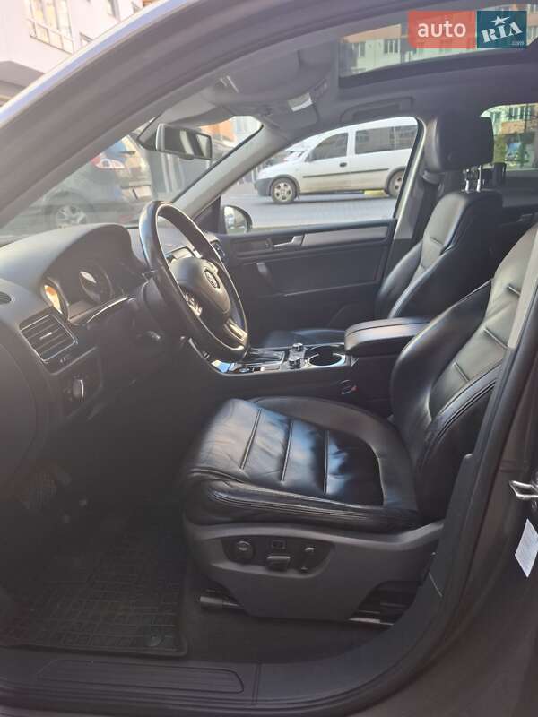 Позашляховик / Кросовер Volkswagen Touareg 2011 в Хмельницькому фото 32 Позашляховик / Кросовер Volkswagen Touareg 2011 в Хмельницькому