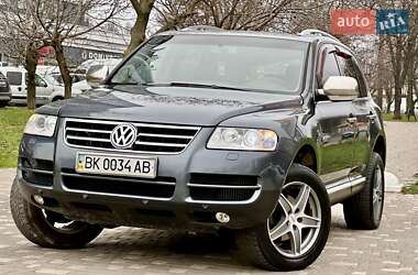 Внедорожник / Кроссовер Volkswagen Touareg 2006 в Одессе