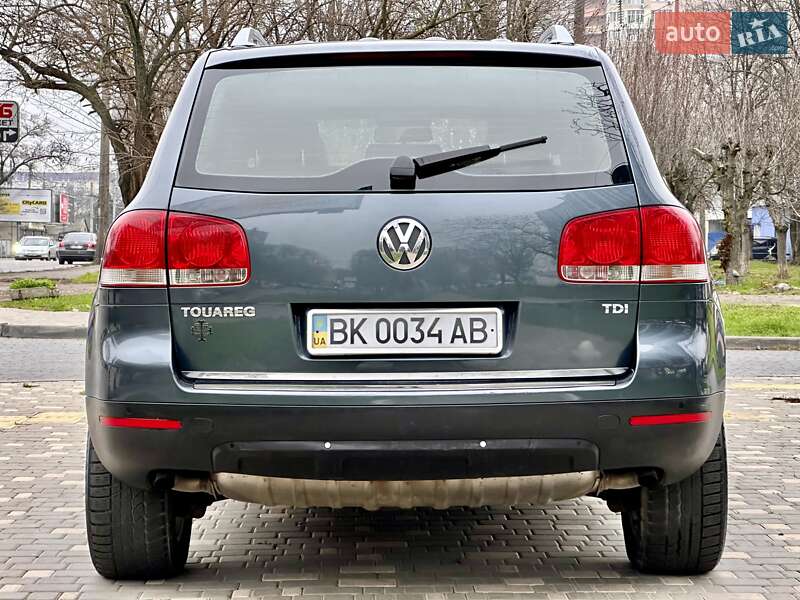 Внедорожник / Кроссовер Volkswagen Touareg 2006 в Одессе