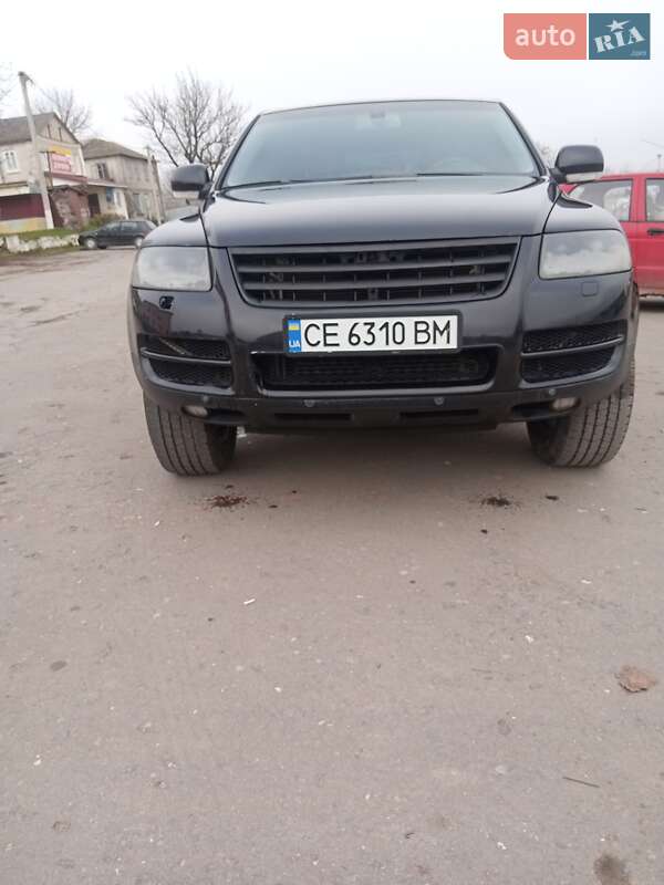 Позашляховик / Кросовер Volkswagen Touareg 2004 в Новій Ушиці
