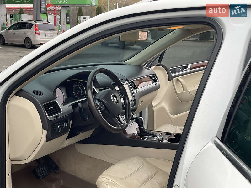 Внедорожник / Кроссовер Volkswagen Touareg 2012 в Виннице фото 25 Внедорожник / Кроссовер Volkswagen Touareg 2012 в Виннице