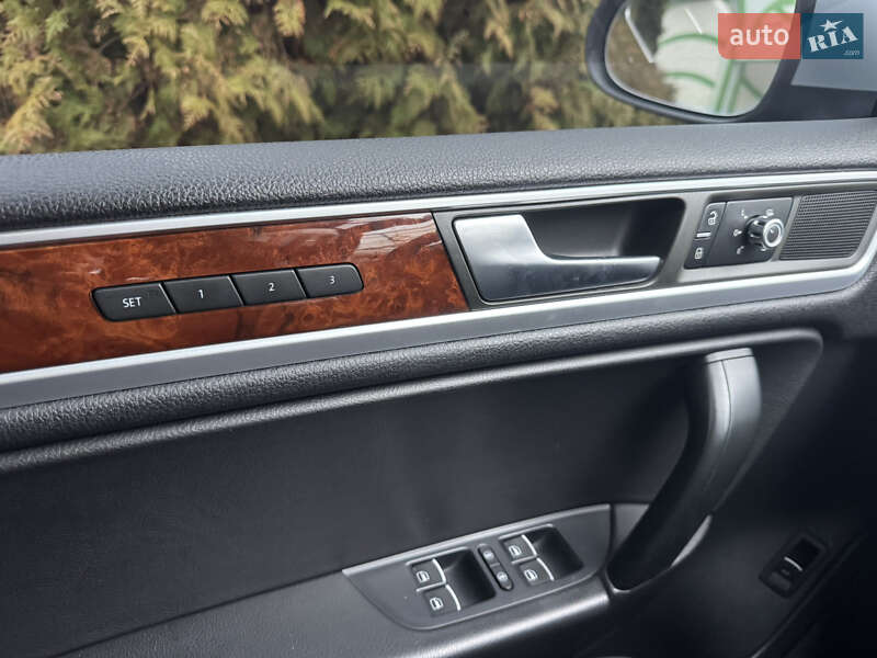 Позашляховик / Кросовер Volkswagen Touareg 2012 в Тернополі фото 28 Позашляховик / Кросовер Volkswagen Touareg 2012 в Тернополі