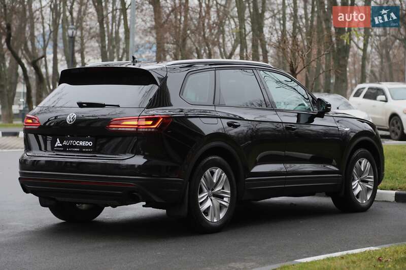 Позашляховик / Кросовер Volkswagen Touareg 2018 в Харкові фото 4 Позашляховик / Кросовер Volkswagen Touareg 2018 в Харкові