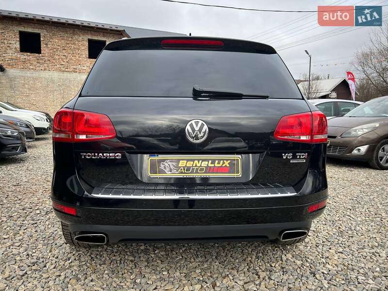 Позашляховик / Кросовер Volkswagen Touareg 2014 в Коломиї