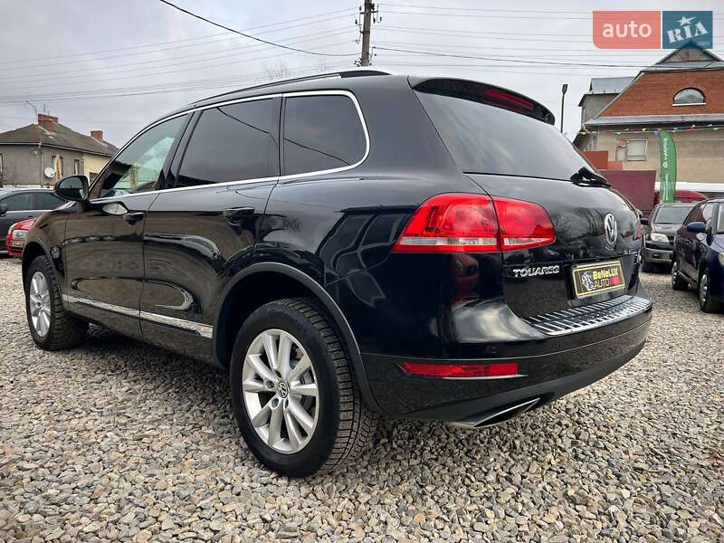 Позашляховик / Кросовер Volkswagen Touareg 2014 в Коломиї