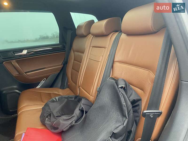 Позашляховик / Кросовер Volkswagen Touareg 2013 в Каневі фото 49 Позашляховик / Кросовер Volkswagen Touareg 2013 в Каневі