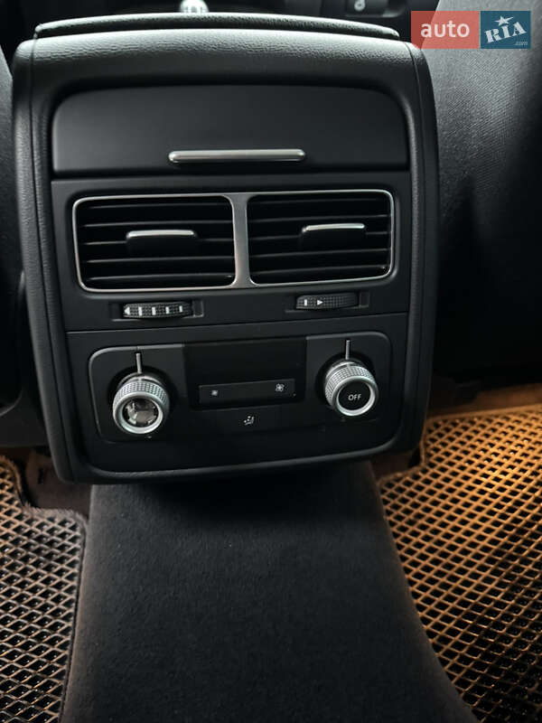 Позашляховик / Кросовер Volkswagen Touareg 2016 в Тернополі