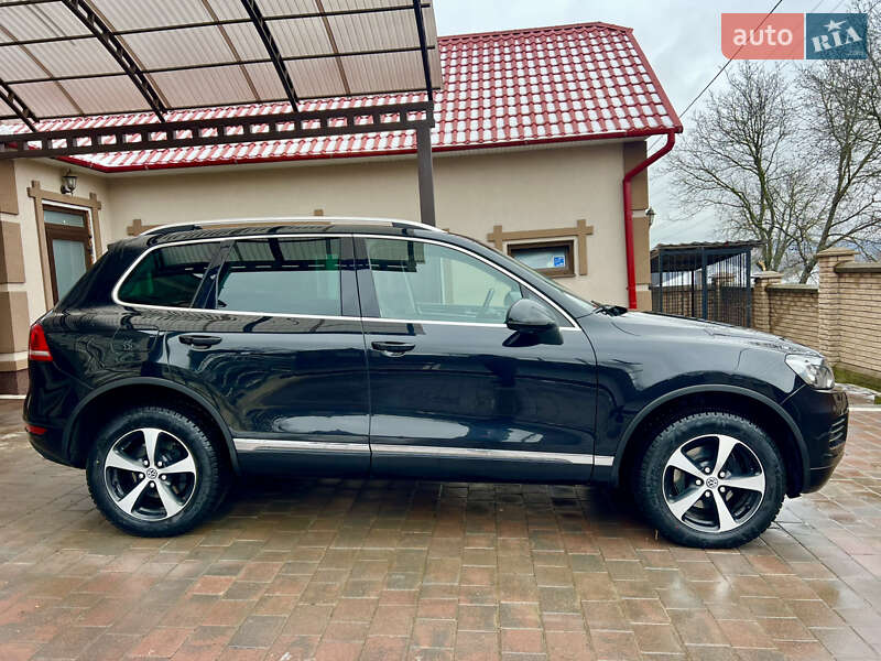 Позашляховик / Кросовер Volkswagen Touareg 2010 в Чернівцях фото 4 Позашляховик / Кросовер Volkswagen Touareg 2010 в Чернівцях