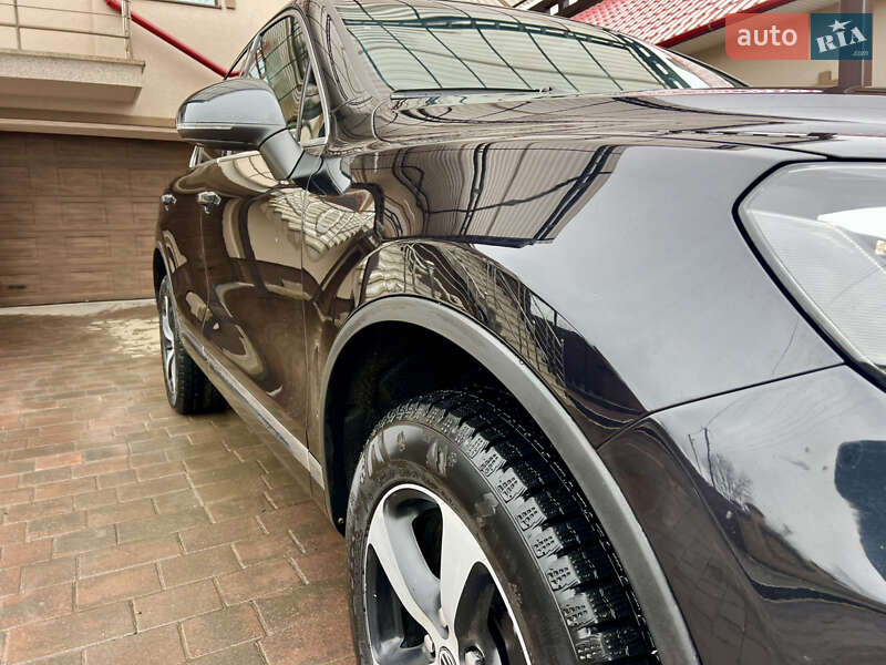 Позашляховик / Кросовер Volkswagen Touareg 2010 в Чернівцях фото 13 Позашляховик / Кросовер Volkswagen Touareg 2010 в Чернівцях