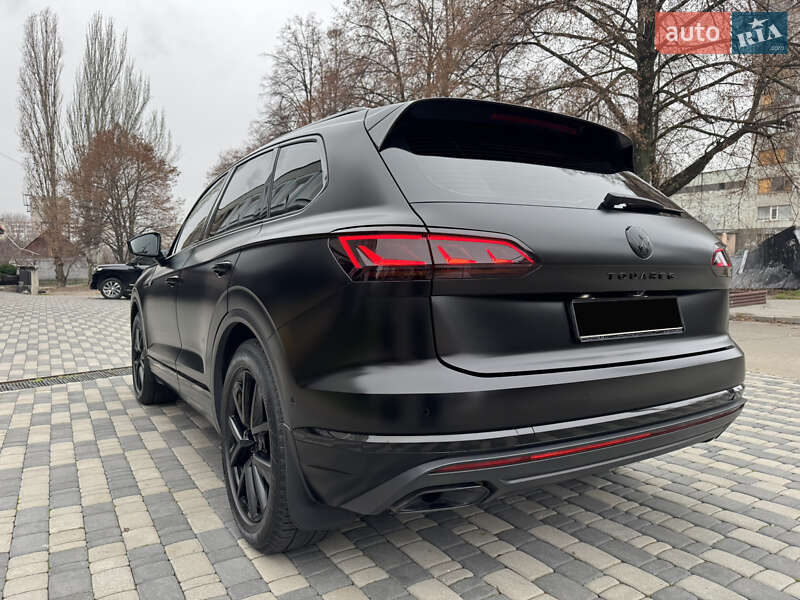 Внедорожник / Кроссовер Volkswagen Touareg 2021 в Запорожье