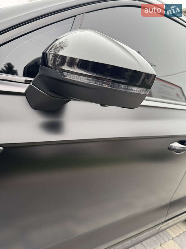 Внедорожник / Кроссовер Volkswagen Touareg 2021 в Запорожье