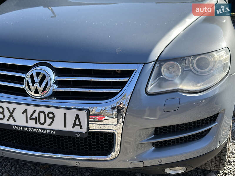 Позашляховик / Кросовер Volkswagen Touareg 2008 в Вінниці