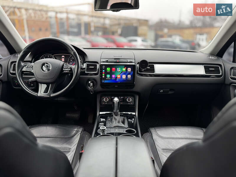 Внедорожник / Кроссовер Volkswagen Touareg 2014 в Киеве фото 48 Внедорожник / Кроссовер Volkswagen Touareg 2014 в Киеве