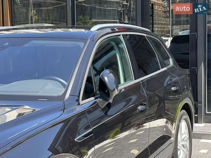 Внедорожник / Кроссовер Volkswagen Touareg 2021 в Ужгороде