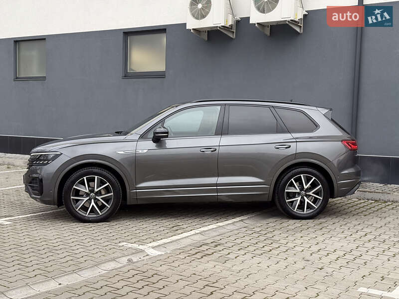 Внедорожник / Кроссовер Volkswagen Touareg 2021 в Хмельницком