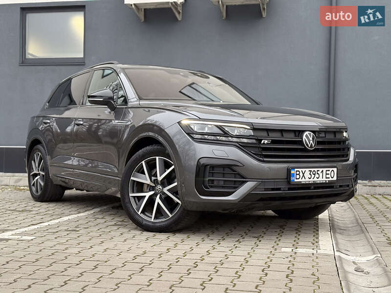 Внедорожник / Кроссовер Volkswagen Touareg 2021 в Хмельницком
