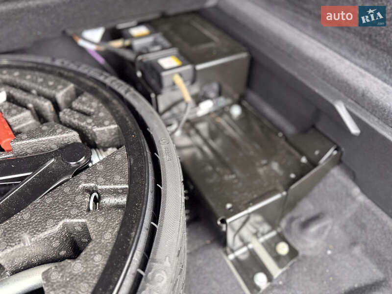 Внедорожник / Кроссовер Volkswagen Touareg 2021 в Хмельницком