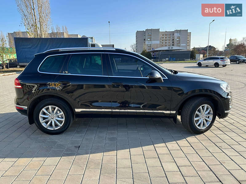 Позашляховик / Кросовер Volkswagen Touareg 2015 в Черкасах фото 9 Позашляховик / Кросовер Volkswagen Touareg 2015 в Черкасах