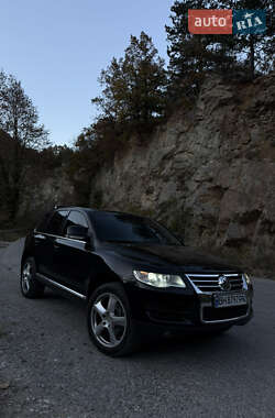 Позашляховик / Кросовер Volkswagen Touareg 2007 в Одесі