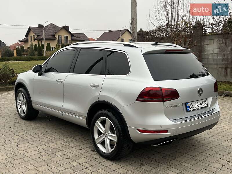 Внедорожник / Кроссовер Volkswagen Touareg 2010 в Ровно фото 5 Внедорожник / Кроссовер Volkswagen Touareg 2010 в Ровно