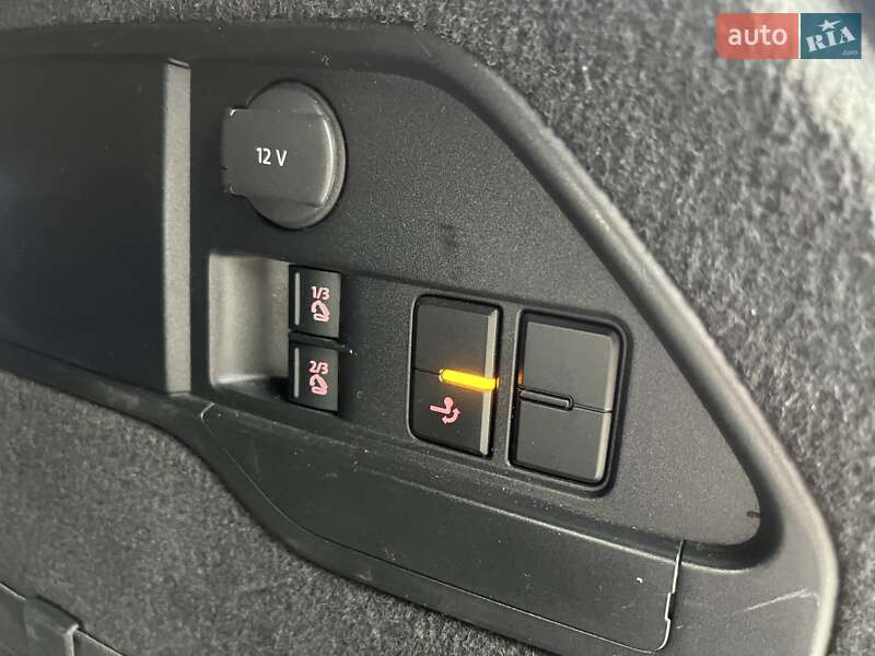 Внедорожник / Кроссовер Volkswagen Touareg 2010 в Ровно фото 40 Внедорожник / Кроссовер Volkswagen Touareg 2010 в Ровно