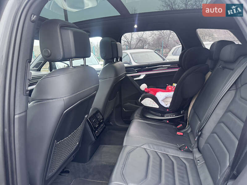 Внедорожник / Кроссовер Volkswagen Touareg 2019 в Звенигородке фото 24 Внедорожник / Кроссовер Volkswagen Touareg 2019 в Звенигородке