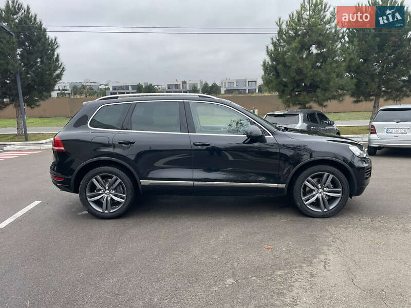 Внедорожник / Кроссовер Volkswagen Touareg 2014 в Киеве фото 4 Внедорожник / Кроссовер Volkswagen Touareg 2014 в Киеве