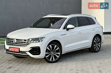 Позашляховик / Кросовер Volkswagen Touareg 2019 в Львові