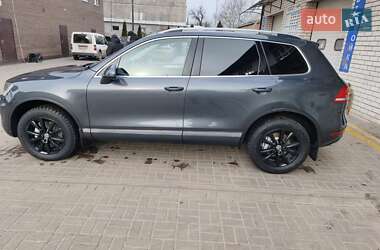 Внедорожник / Кроссовер Volkswagen Touareg 2011 в Мерефа