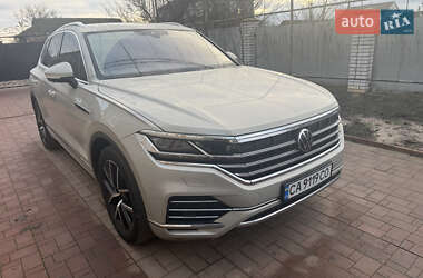 Внедорожник / Кроссовер Volkswagen Touareg 2022 в Умани