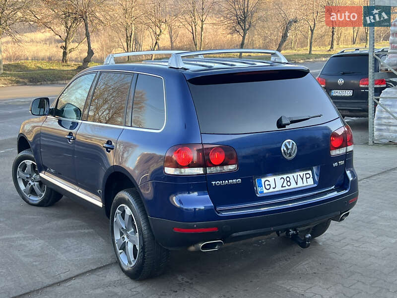 Внедорожник / Кроссовер Volkswagen Touareg 2008 в Черновцах