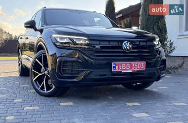 Внедорожник / Кроссовер Volkswagen Touareg 2022 в Киеве