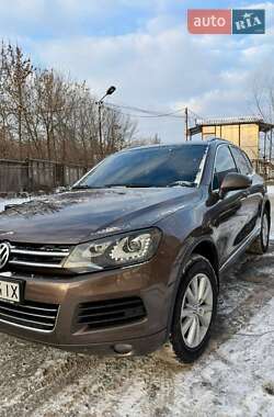 Внедорожник / Кроссовер Volkswagen Touareg 2014 в Виннице