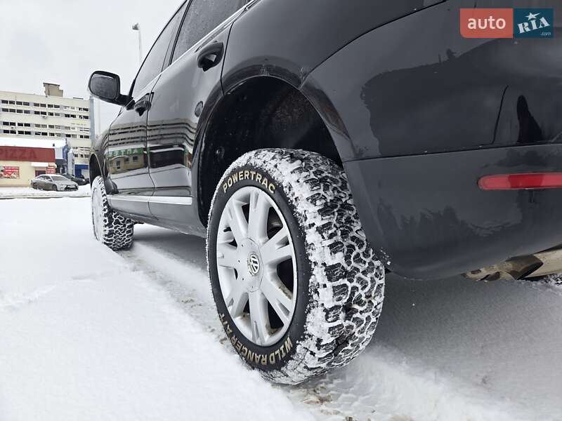Внедорожник / Кроссовер Volkswagen Touareg 2007 в Харькове
