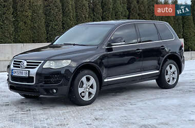 Позашляховик / Кросовер Volkswagen Touareg 2008 в Рівному