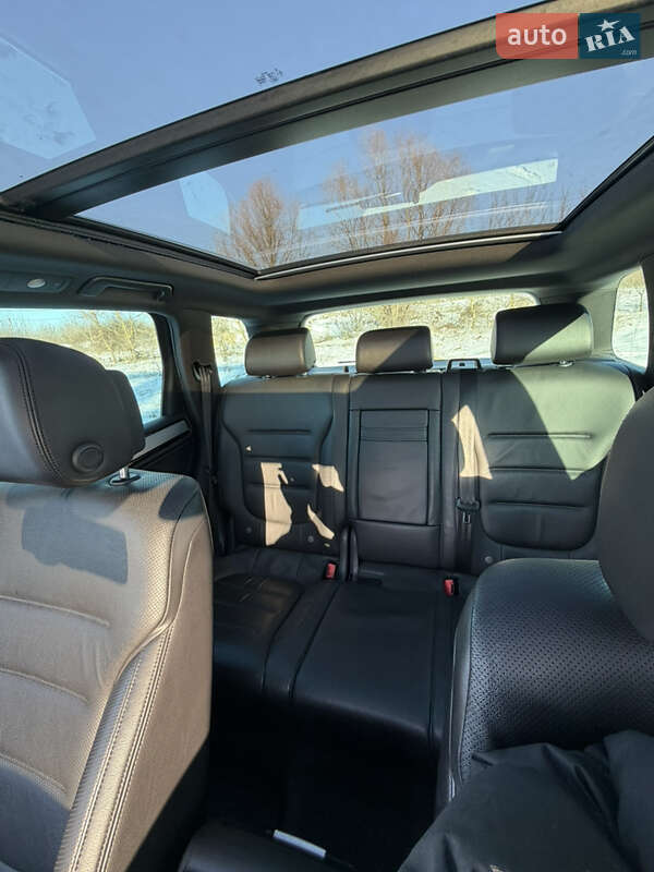 Позашляховик / Кросовер Volkswagen Touareg 2012 в Тернополі
