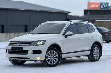 Внедорожник / Кроссовер Volkswagen Touareg 2011 в Виннице