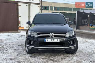 Позашляховик / Кросовер Volkswagen Touareg 2015 в Первомайську