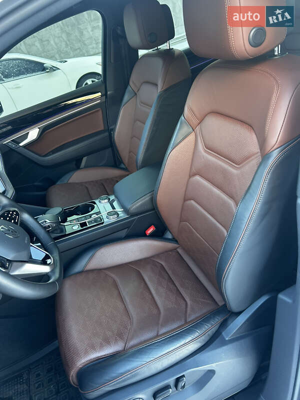 Внедорожник / Кроссовер Volkswagen Touareg 2021 в Киеве фото 10 Внедорожник / Кроссовер Volkswagen Touareg 2021 в Киеве