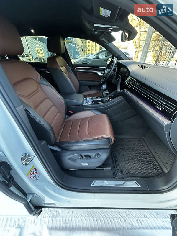 Внедорожник / Кроссовер Volkswagen Touareg 2021 в Киеве фото 22 Внедорожник / Кроссовер Volkswagen Touareg 2021 в Киеве