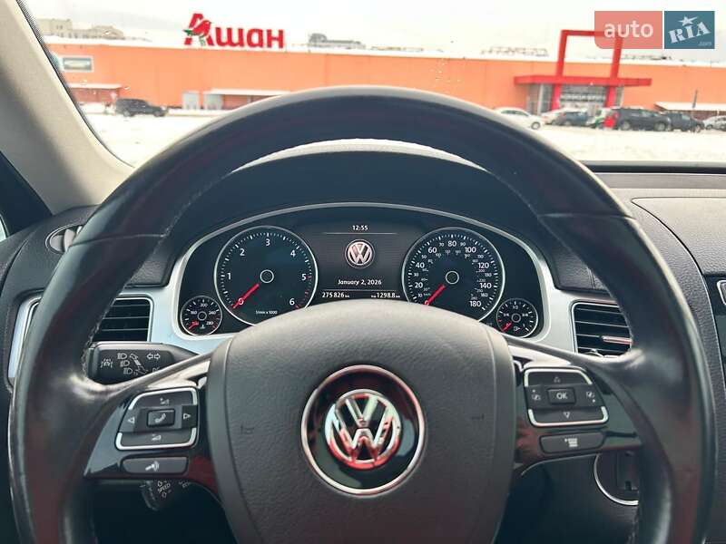 Внедорожник / Кроссовер Volkswagen Touareg 2015 в Киеве фото 12 Внедорожник / Кроссовер Volkswagen Touareg 2015 в Киеве
