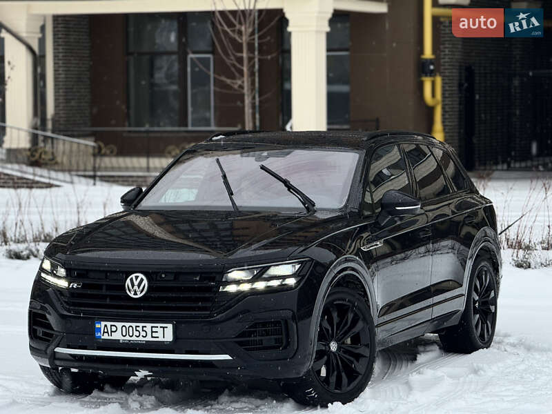 Внедорожник / Кроссовер Volkswagen Touareg 2019 в Киеве